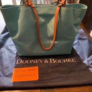 NWOT Dooney & Bourke City Flynn tote
